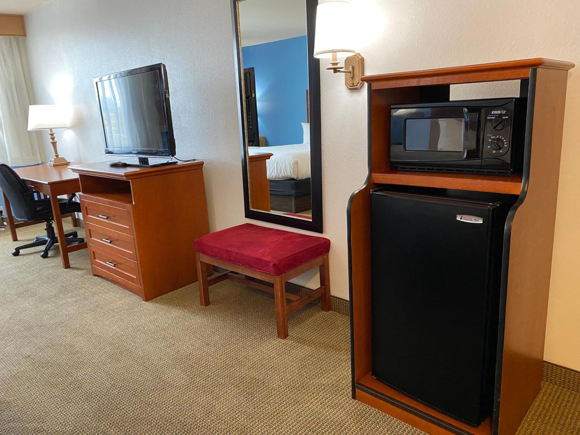 Best Western Plus Skagit Valley Inn&Convention Center Mount Vernon Exterior foto
